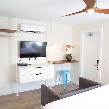 Fala Hotel Fort Lauderdale Bagian luar foto