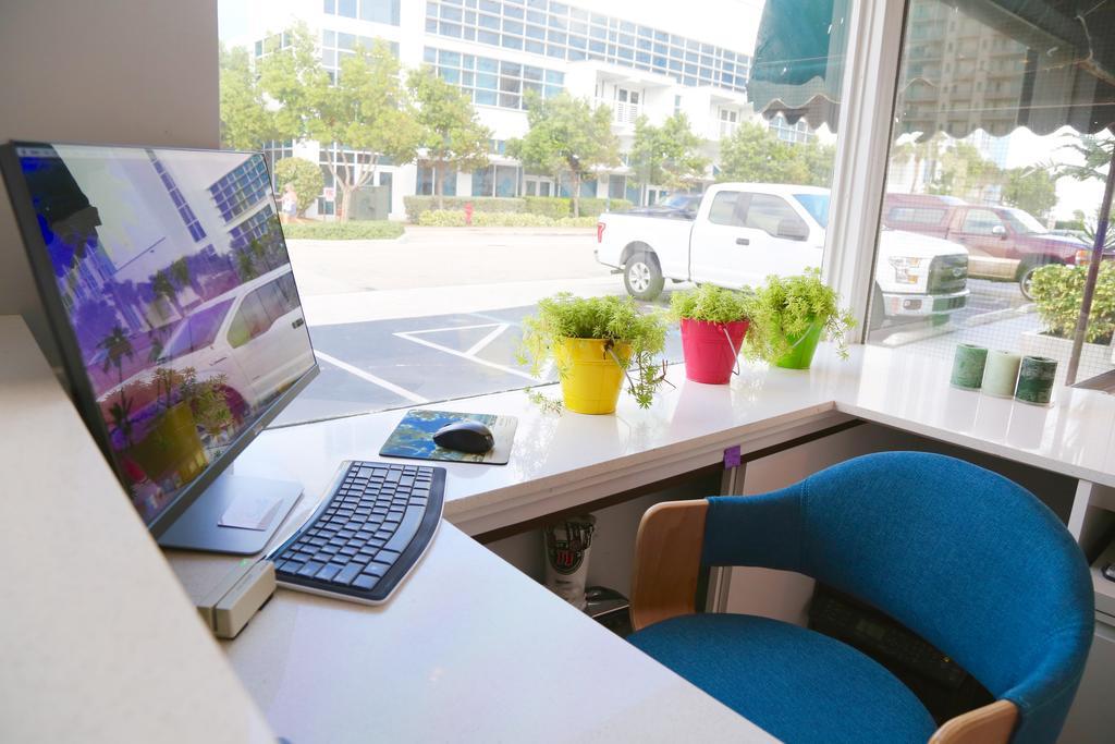 Fala Hotel Fort Lauderdale Bagian luar foto