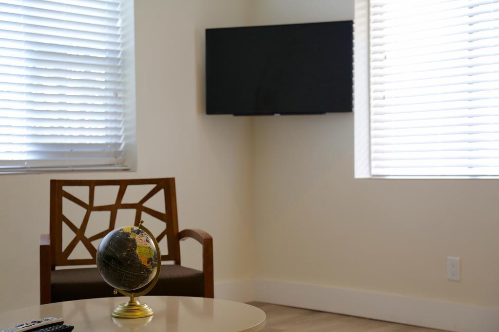 Fala Hotel Fort Lauderdale Bagian luar foto