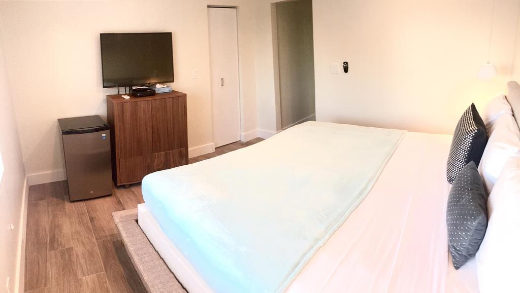 Fala Hotel Fort Lauderdale Bagian luar foto