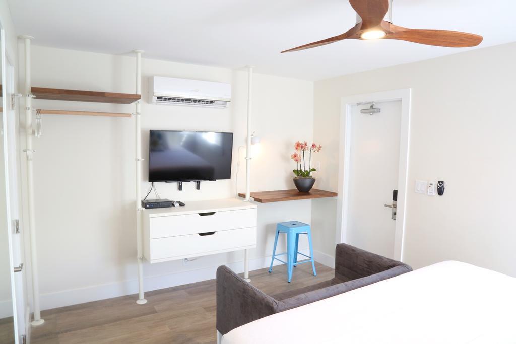 Fala Hotel Fort Lauderdale Bagian luar foto