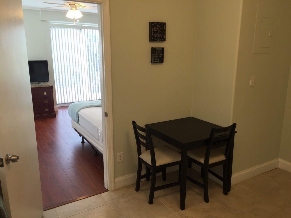 Fala Hotel Fort Lauderdale Bagian luar foto