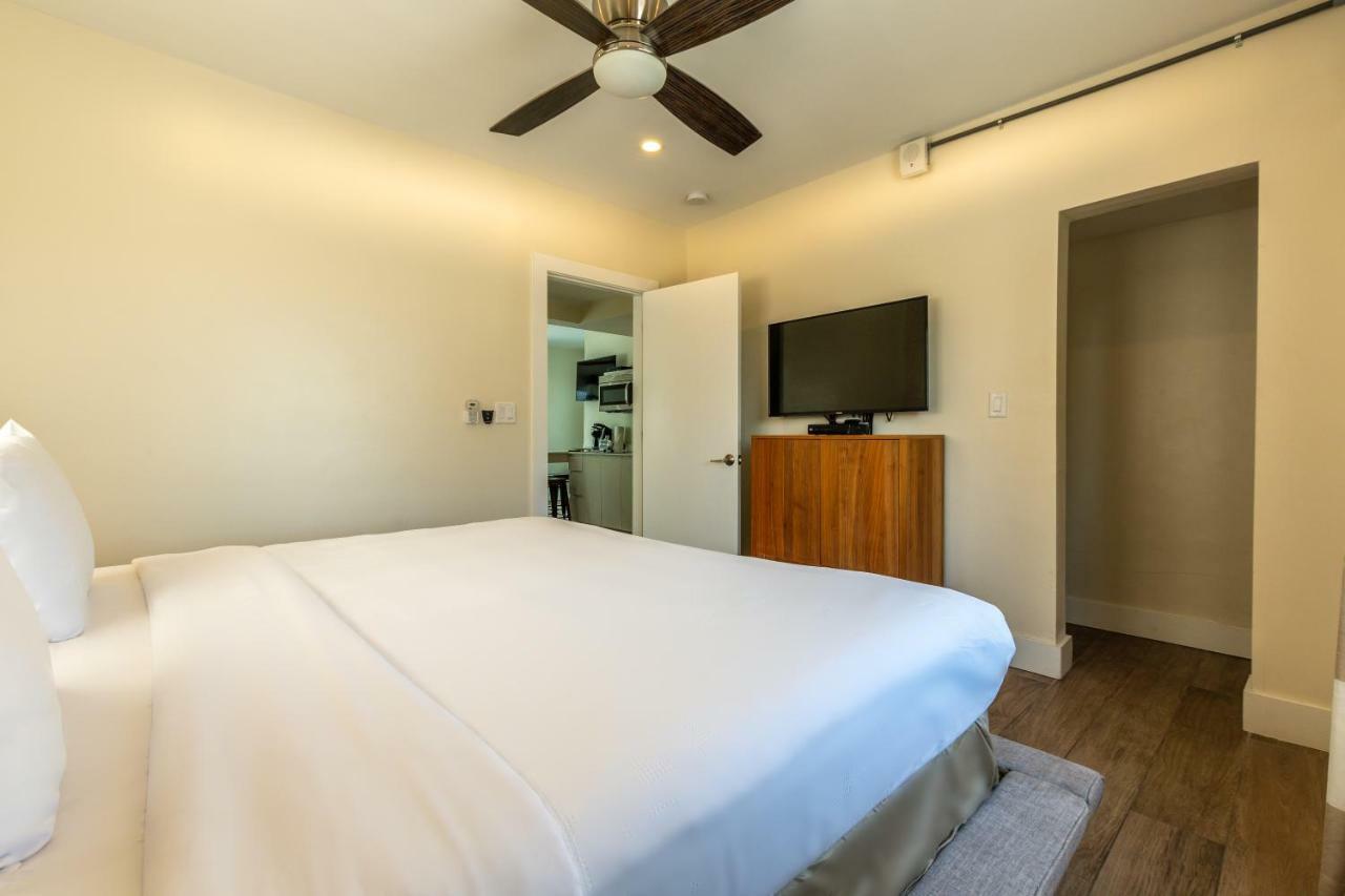 Fala Hotel Fort Lauderdale Bagian luar foto