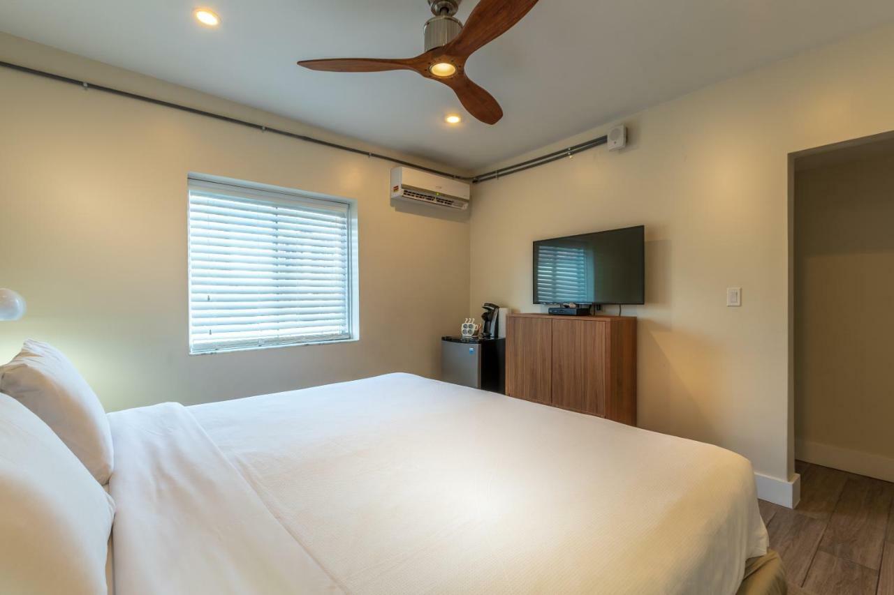Fala Hotel Fort Lauderdale Bagian luar foto